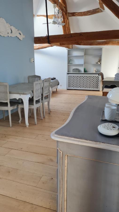 Belle Suite Dans Corps De Ferme - Logement Alicia Villiers-sous-Grez Buitenkant foto