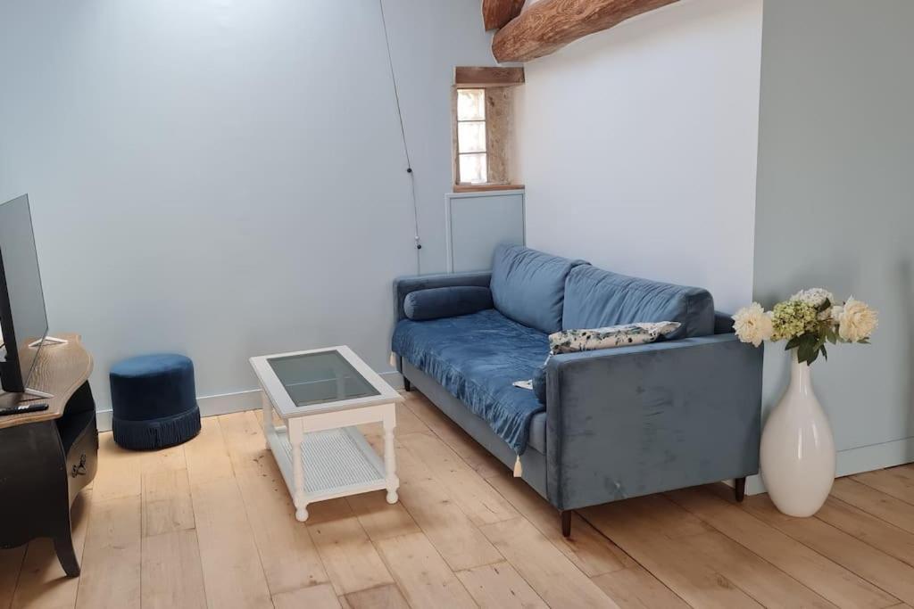 Belle Suite Dans Corps De Ferme - Logement Alicia Villiers-sous-Grez Buitenkant foto